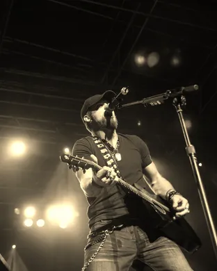 Brantley Gilbert Florence