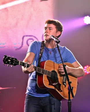 Scotty Mccreery North Myrtle Beach